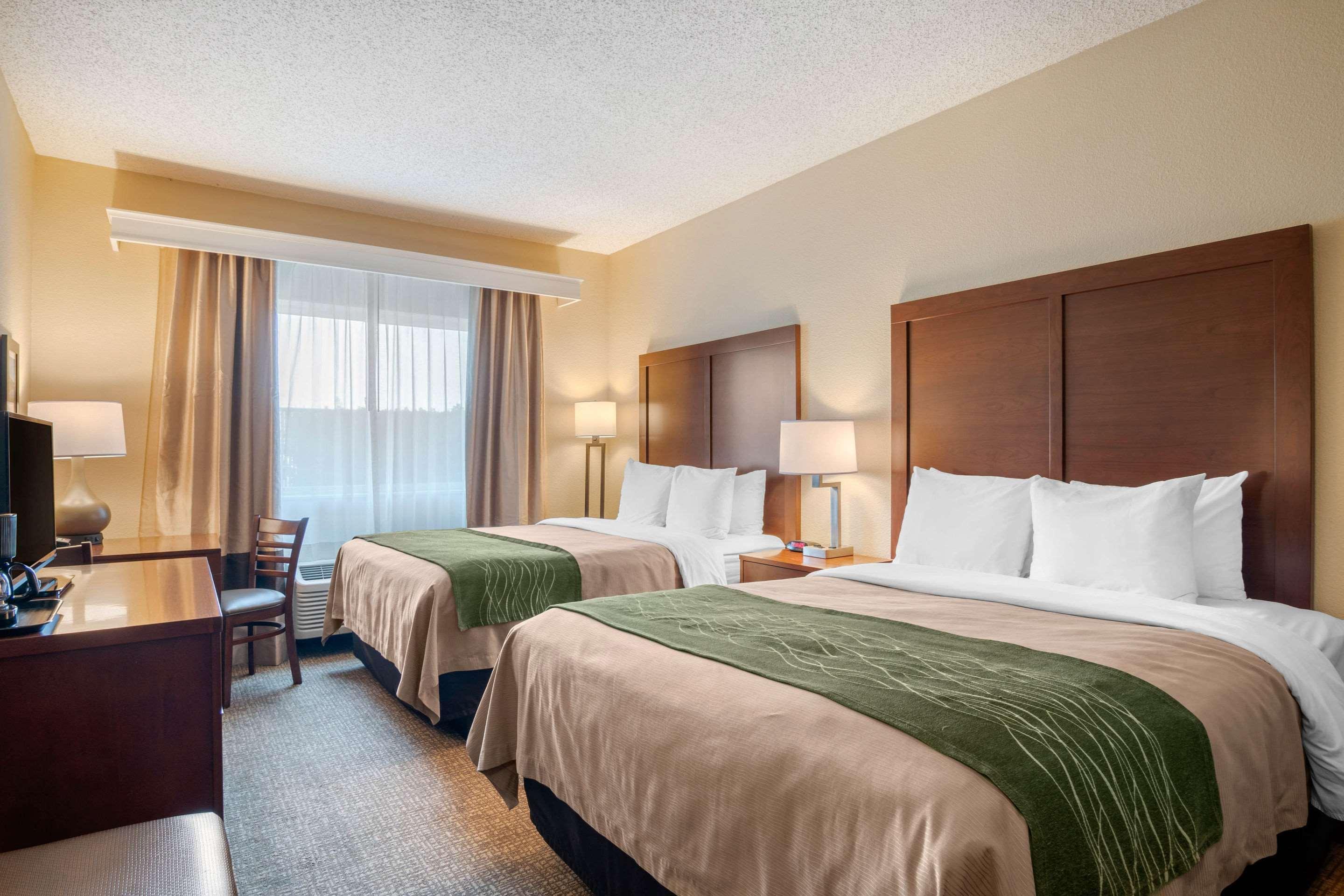 Comfort Inn Medford North Exterior photo