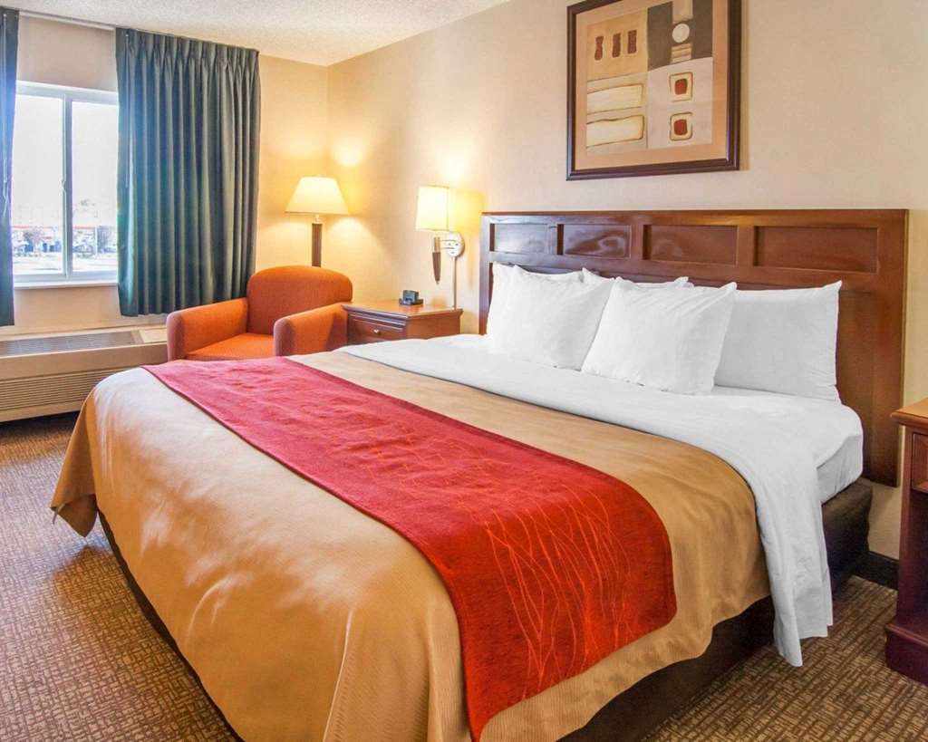 Comfort Inn Medford North Room photo