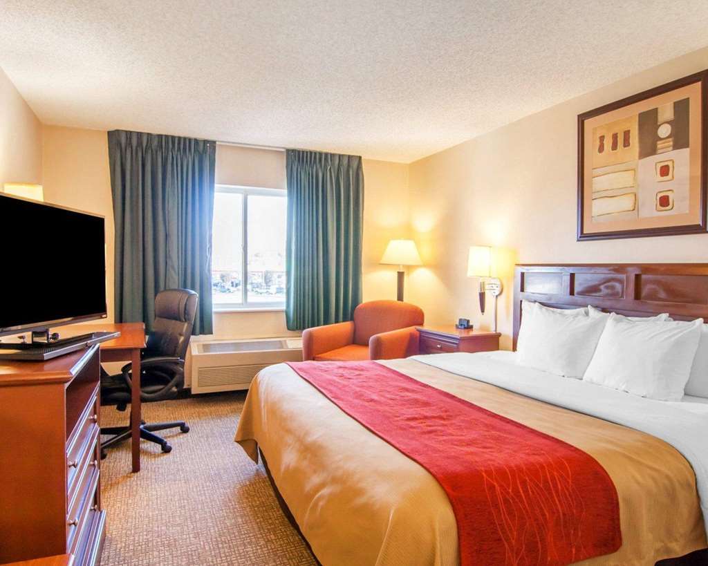 Comfort Inn Medford North Room photo